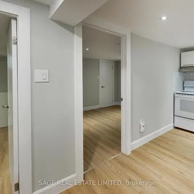 2505,&nbsp;Gerrard, Birchcliffe-Cliffside, Toronto