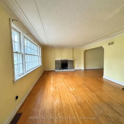 20,&nbsp;West Hill, West Hill, Toronto