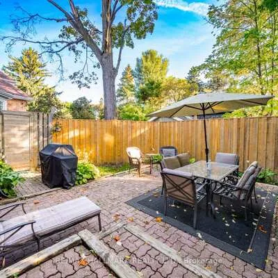 55,&nbsp;Larwood, Cliffcrest, Toronto