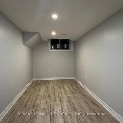 70,&nbsp;Brantwood, Woburn, Toronto