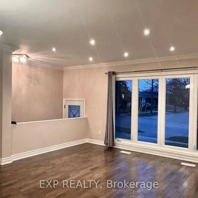 69,&nbsp;Hollyhedge, Bendale, Toronto