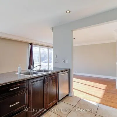 118,&nbsp;Dorcot, Bendale, Toronto