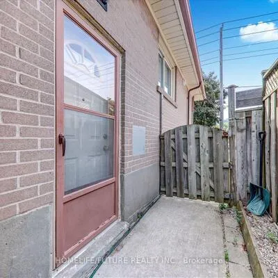 417,&nbsp;Painted Post, Woburn, Toronto