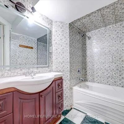 97,&nbsp;Dunsfold, Malvern, Toronto