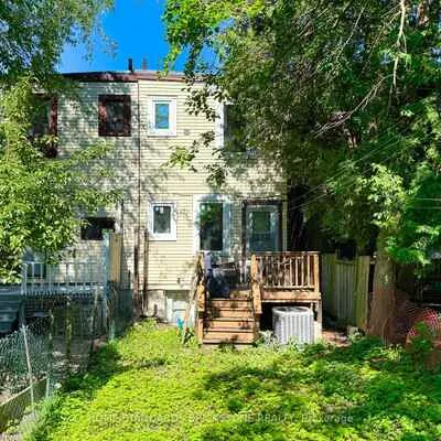 792,&nbsp;Pape, Playter Estates-Danforth, Toronto