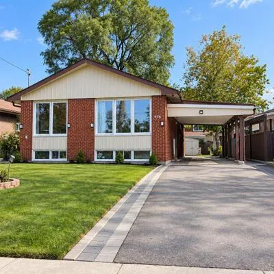 826,&nbsp;Brimorton, Woburn, Toronto