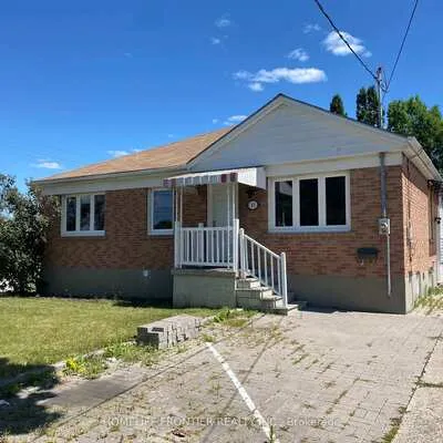 63,&nbsp;Lockerbie, Humberlea-Pelmo Park W4, Toronto