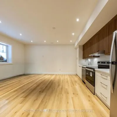 29,&nbsp;Hatherley, Caledonia-Fairbank, Toronto