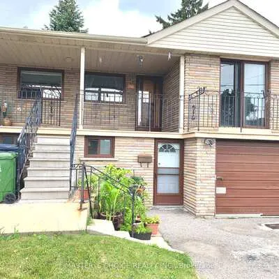 116, Lonborough, Beechborough-Greenbrook, Toronto