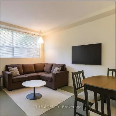 75,&nbsp;Keele, High Park North, Toronto