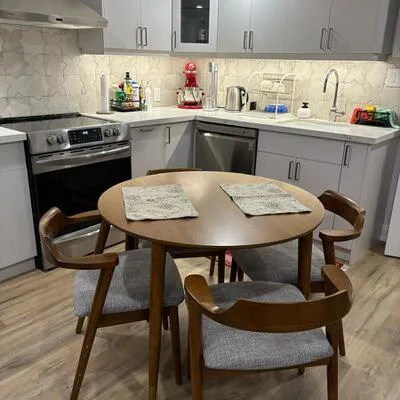 4,&nbsp;Windust, Eringate-Centennial-West Deane, Toronto
