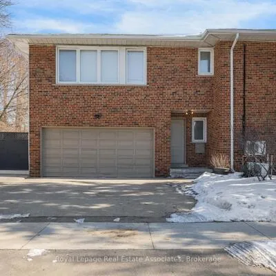 69, Oldham, Princess-Rosethorn, Toronto