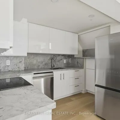 250,&nbsp;HALLAM, Dovercourt-Wallace Emerson-Junction, Toronto