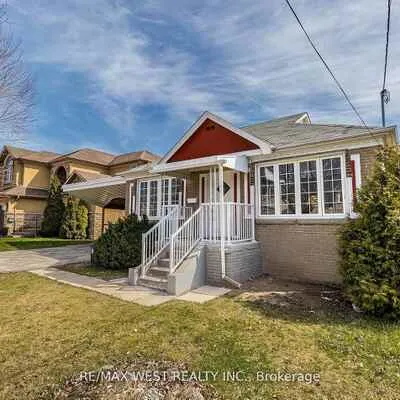 7,&nbsp;Highland, Yorkdale-Glen Park, Toronto