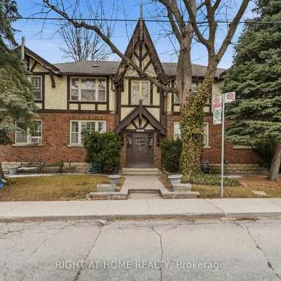 2, Montye, Runnymede-Bloor West Village, Toronto