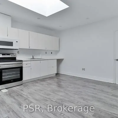 1364,&nbsp;St Clair, Corso Italia-Davenport, Toronto