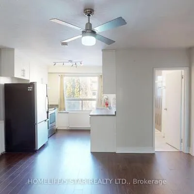 52,&nbsp;Waniska, Stonegate-Queensway, Toronto