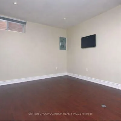 148,&nbsp;Mavety, Junction Area, Toronto