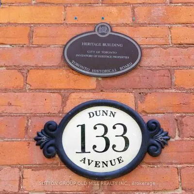 133,&nbsp;Dunn, South Parkdale, Toronto