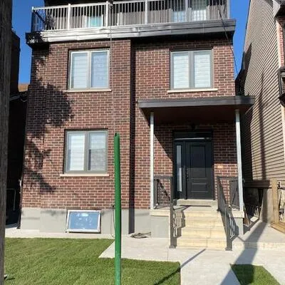 225,&nbsp;Mcroberts, Corso Italia-Davenport, Toronto