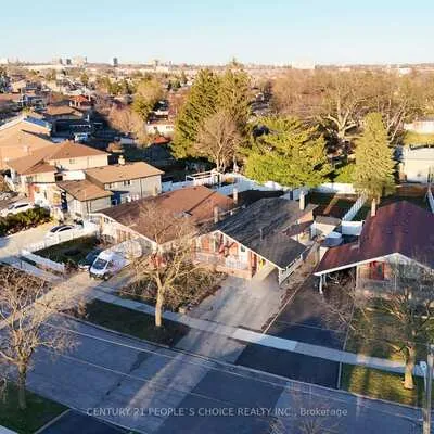 111,&nbsp;Verobeach, Humbermede, Toronto