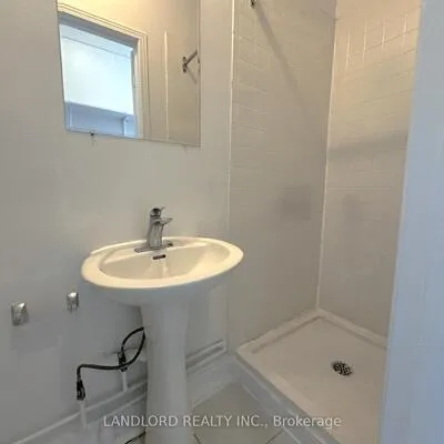 1158,&nbsp;Weston, Mount Dennis, Toronto