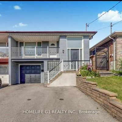 12,&nbsp;Primula, Humber Summit, Toronto