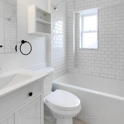 954,&nbsp;Shaw, Dovercourt-Wallace Emerson-Junction, Toronto