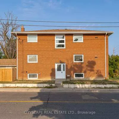 2724,&nbsp;Lake Shore, Mimico, Toronto
