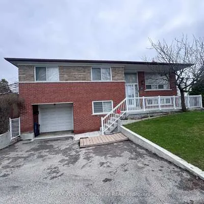300,&nbsp;DRIFTWOOD, York University Heights, Toronto