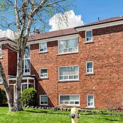 10,&nbsp;Wadsworth, Weston, Toronto