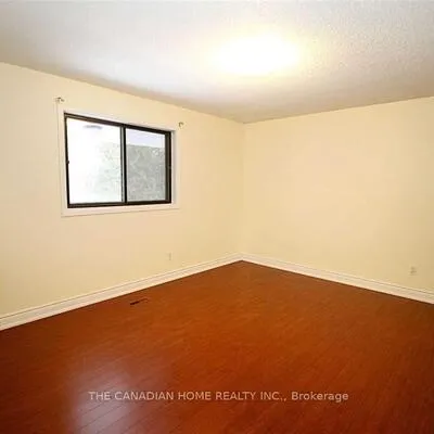 76,&nbsp;Westona, Humber Heights, Toronto