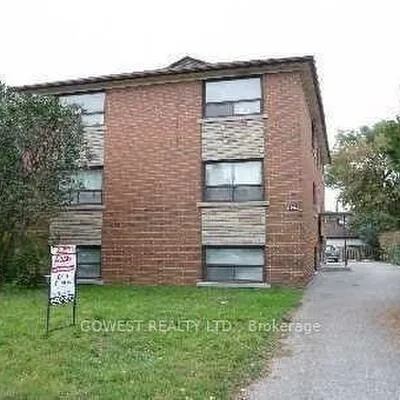 173,&nbsp;Symons, Mimico, Toronto