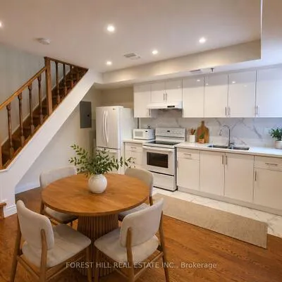 757,&nbsp;Ossington, Dovercourt-Wallace Emerson-Junction, Toronto