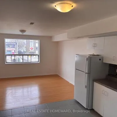 879A,&nbsp;Wilson, Downsview-Roding-CFB, Toronto