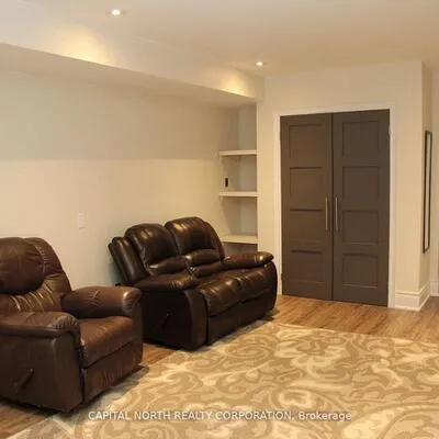 7,&nbsp;Compton, Downsview-Roding-CFB, Toronto