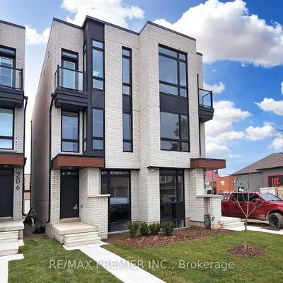 208,&nbsp;McRoberts, Corso Italia-Davenport, Toronto