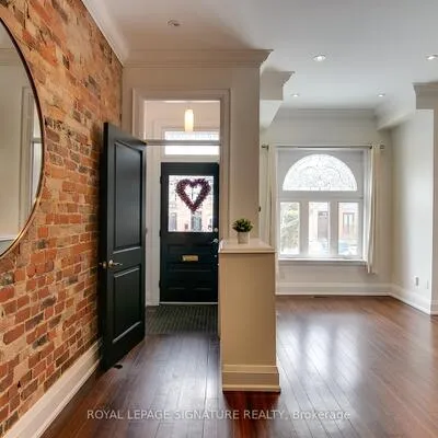 50,&nbsp;Gwynne, South Parkdale, Toronto