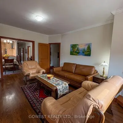 20,&nbsp;Glen Gordon, High Park North, Toronto
