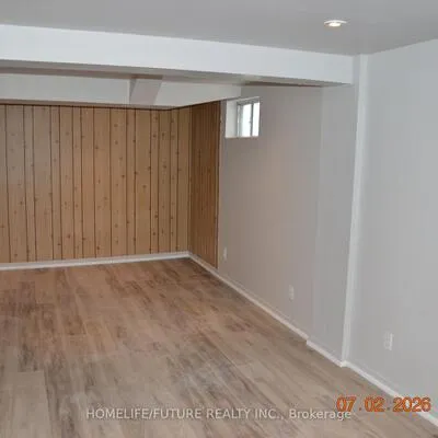 11,&nbsp;Coppermill, Rexdale-Kipling, Toronto