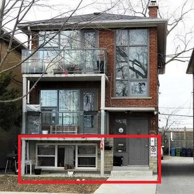 78,&nbsp;Cavell, Mimico, Toronto