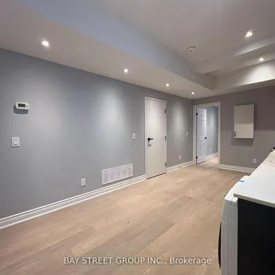 2386,&nbsp;Lake Shore, Mimico, Toronto