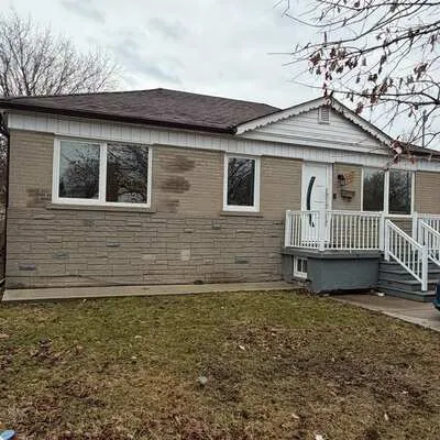 117B,&nbsp;Redwater  (Basement ), Rexdale-Kipling, Toronto