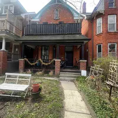 86A,&nbsp;Macdonell, Roncesvalles, Toronto