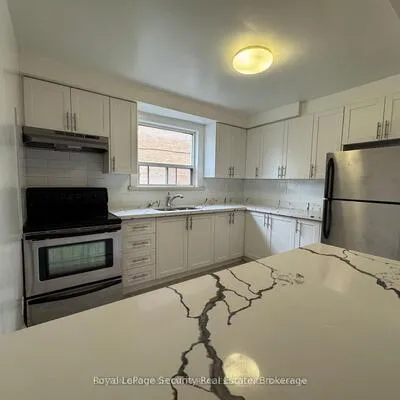 56,&nbsp;Leduc, Rexdale-Kipling, Toronto