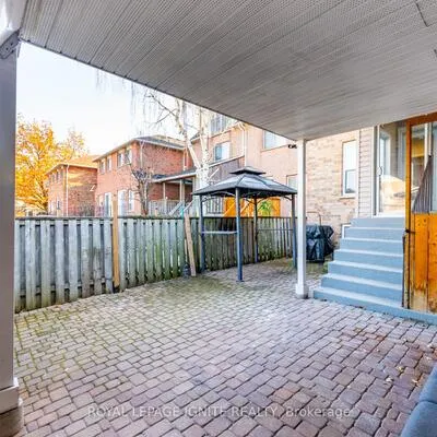 176,&nbsp;Wright, Weston, Toronto