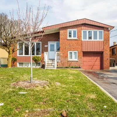 35,&nbsp;Euphrasia, Yorkdale-Glen Park, Toronto