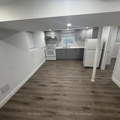 45,&nbsp;Elmvale, West Humber-Clairville, Toronto