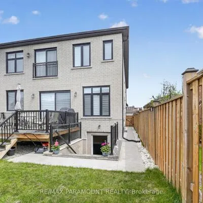 38,&nbsp;York, Kingsview Village-The Westway, Toronto