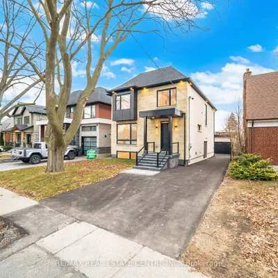 11,&nbsp;Bentley, Stonegate-Queensway, Toronto